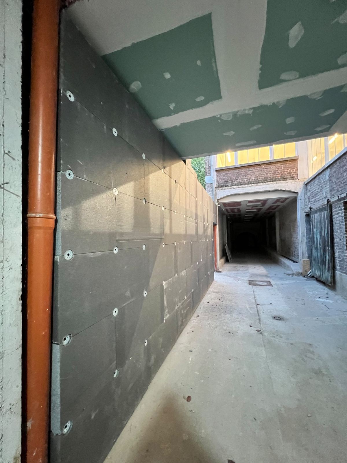 Muurisolatie en vochtwerend plafond